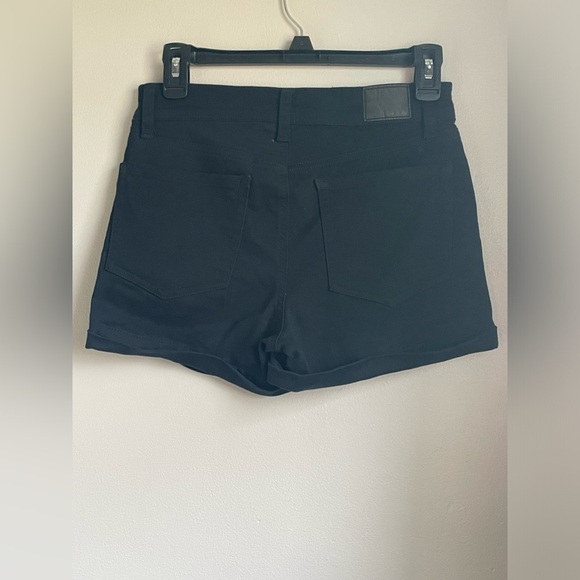 Aeropostale High rise midi short cuffed black size 4 - Picture 2 of 8
